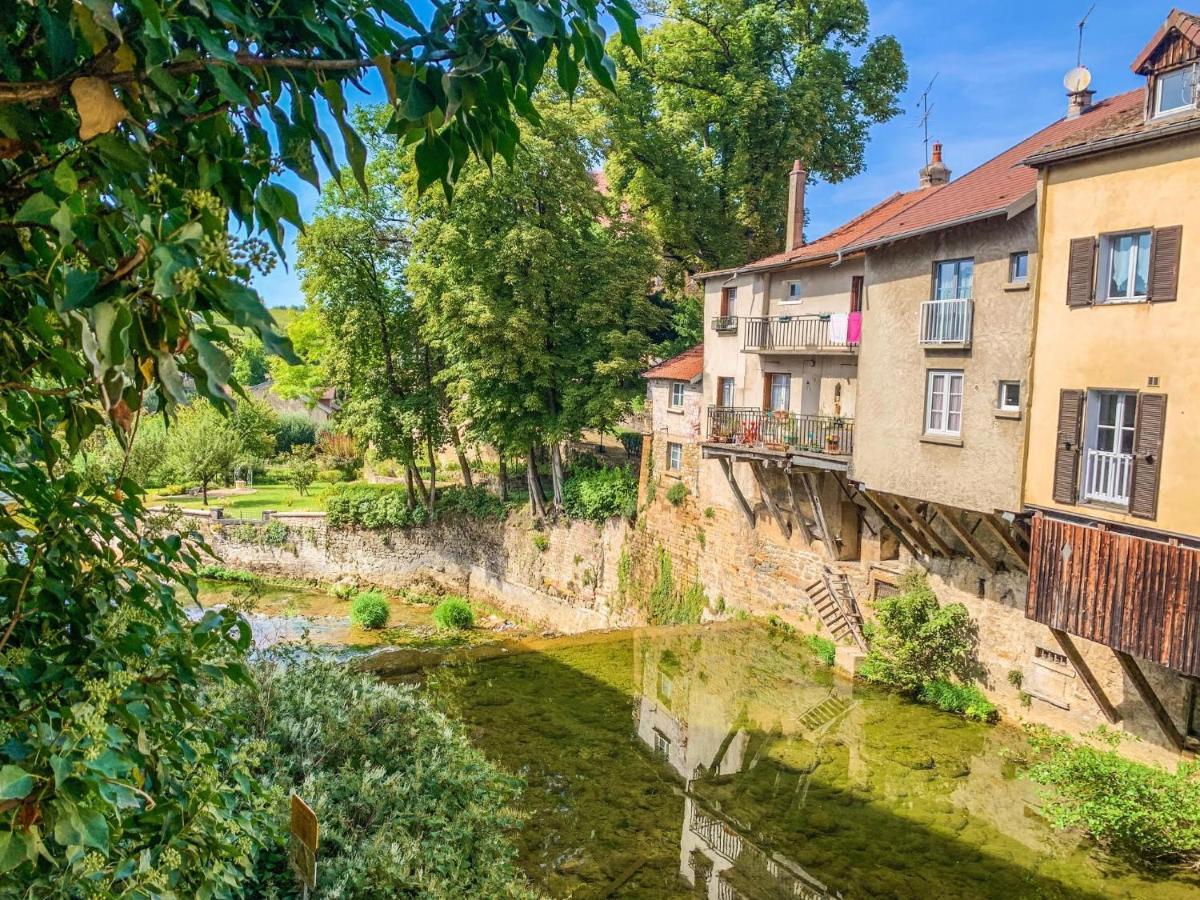 Les Volets Rouges Bed & Breakfast Arbois Dış mekan fotoğraf